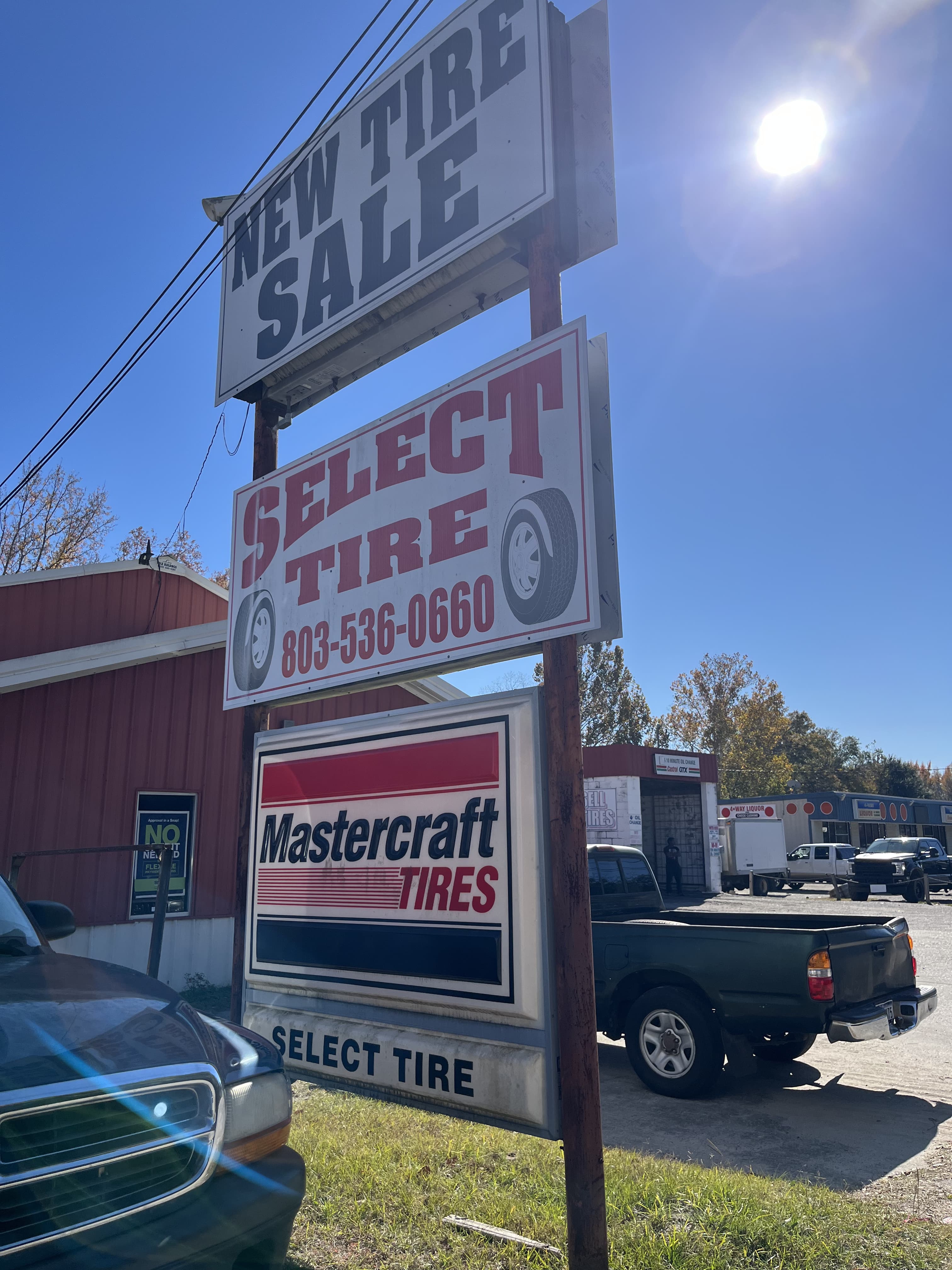 Select Tire storefront